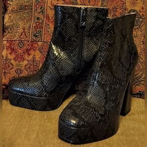 Zara High Heel Platform Snake Ankle Boots Size 7 1/2